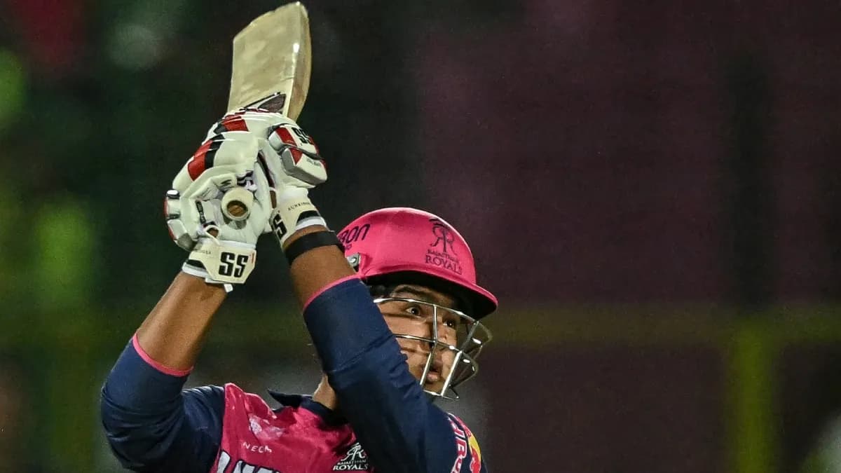 15 साल के वैभव सूर्यवंशी ने IPL में मचाया तूफान, तोड़ा ऋषभ पंत का बड़ा रिकॉर्ड