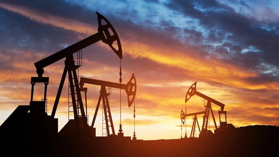 Global Economy: 5 चार्ट्स में समझिए इस हफ्ते का पूरा आर्थिक गणित, तेल संकट से AI बूम तक