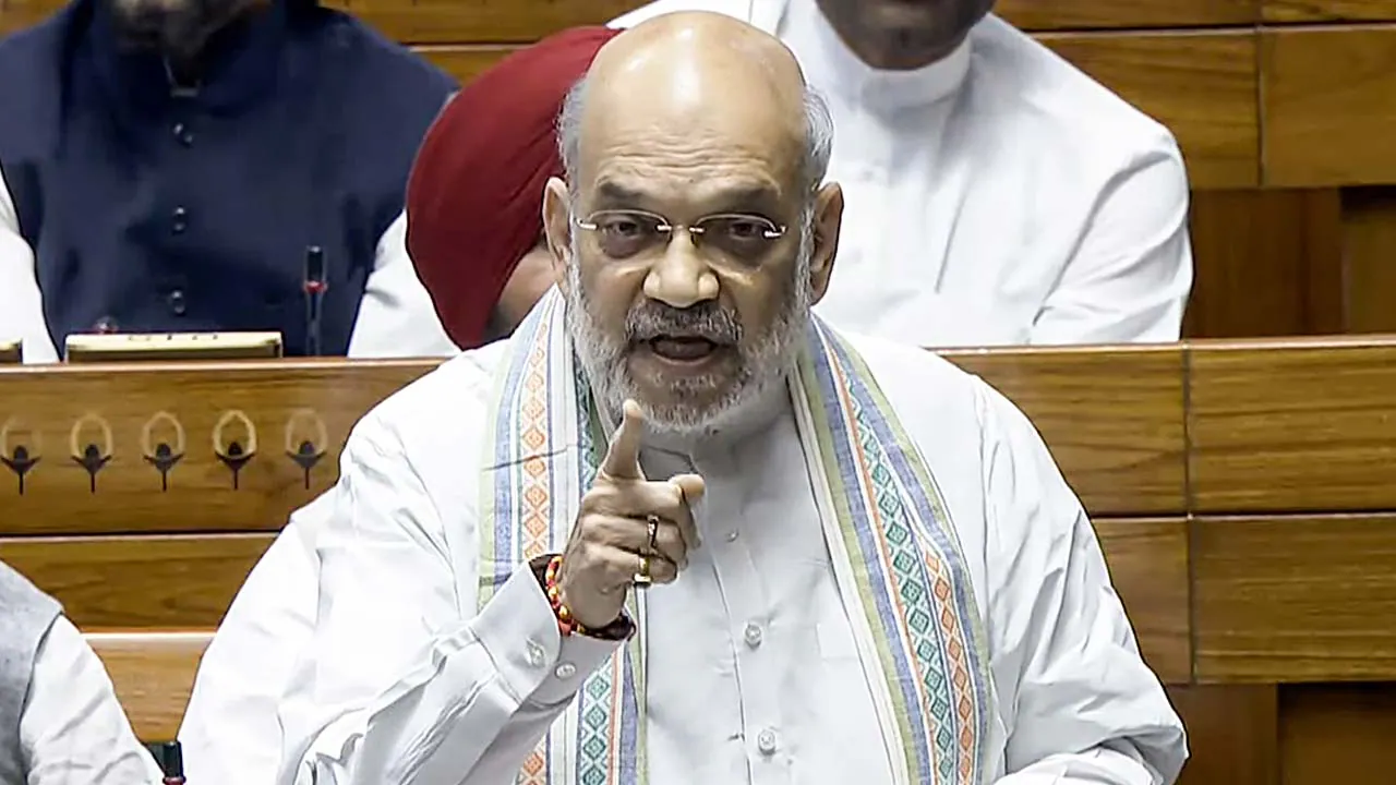 अमित शाह का बड़ा बयान बस्तर में माओवाद खत्म होने की कगार पर CAPF बिल पर विपक्ष का हमला