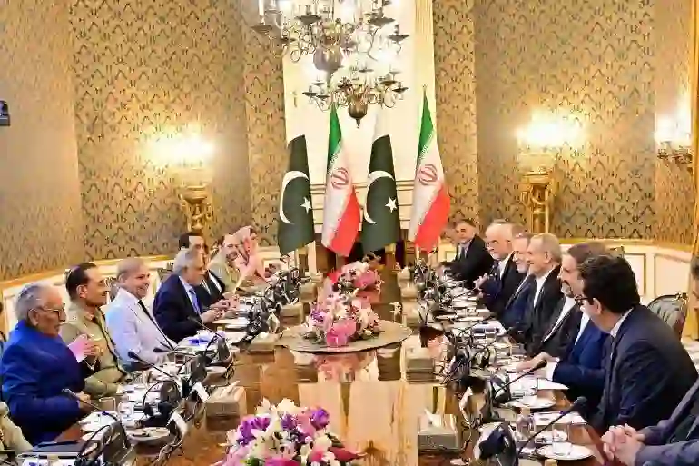 इस्लामाबाद में Iran-US बैठक क्या होने वाला है बड़ा समझौता