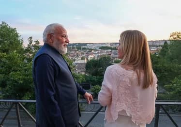 रोम में PM मोदी और जॉर्जिया मेलोनी की खास मुलाकात, Colosseum दौरे ने दुनिया का खींचा ध्यान