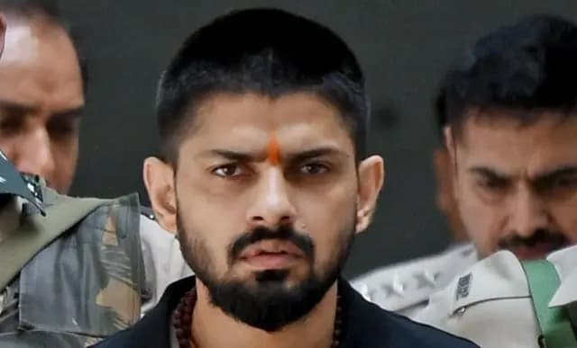 Aamir Khan Threat: लॉरेंस बिश्नोई गैंग के नाम से वायरल धमकी की जांच में मुंबई पुलिस, आधिकारिक शिकायत का इंतजार