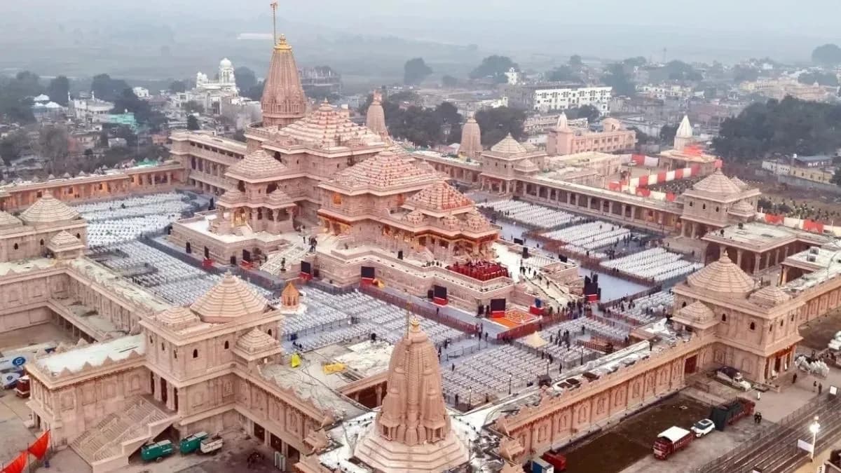Ayodhya Ram Mandir Donation Case: पुलिस पूछताछ में बड़ा दावा, चढ़ावे की रकम छिपाने के तरीके का खुलासा