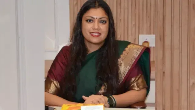 सुप्रीम कोर्ट की अहम टिप्पणी: आकृति चौधरी मामले में नोएडा DM मेधा रूपम को अकेले नहीं ठहराया जा सकता जिम्मेदार